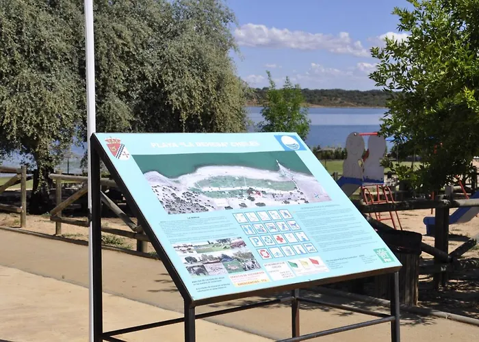 Hostel Cruceros Alqueva Cheles