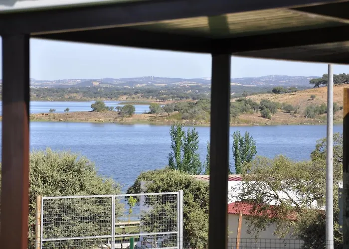 Cruceros Alqueva * Челес