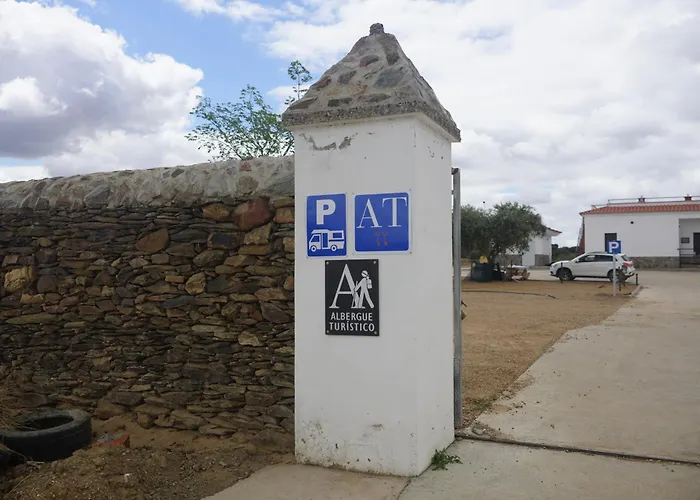 Cruceros Alqueva * Челес